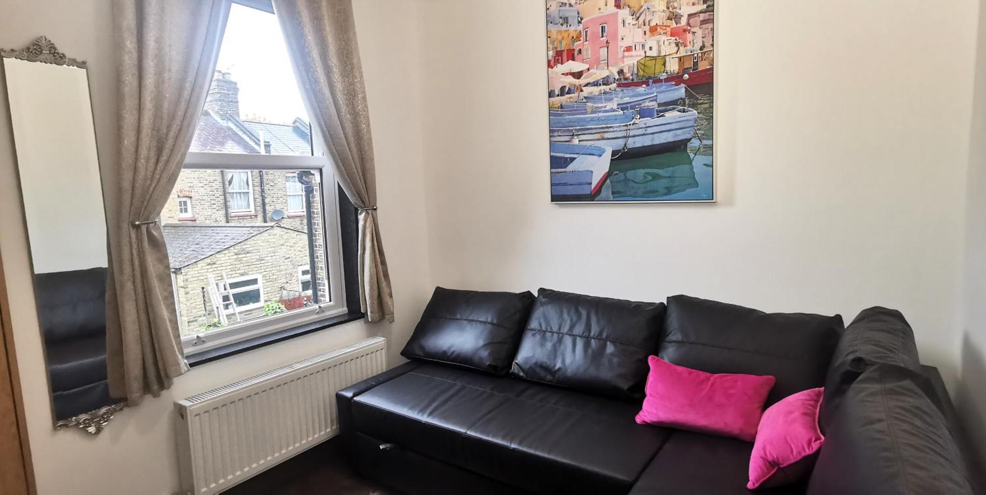 Beautiful London Home Sleeps 6, 2 Minutes To Metro Zewnętrze zdjęcie