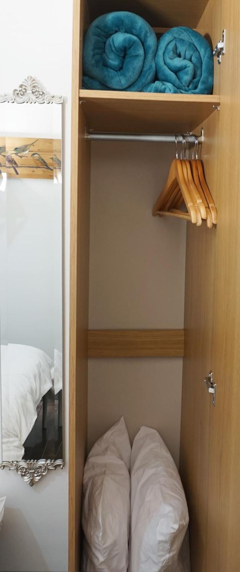 Beautiful London Home Sleeps 6, 2 Minutes To Metro Zewnętrze zdjęcie