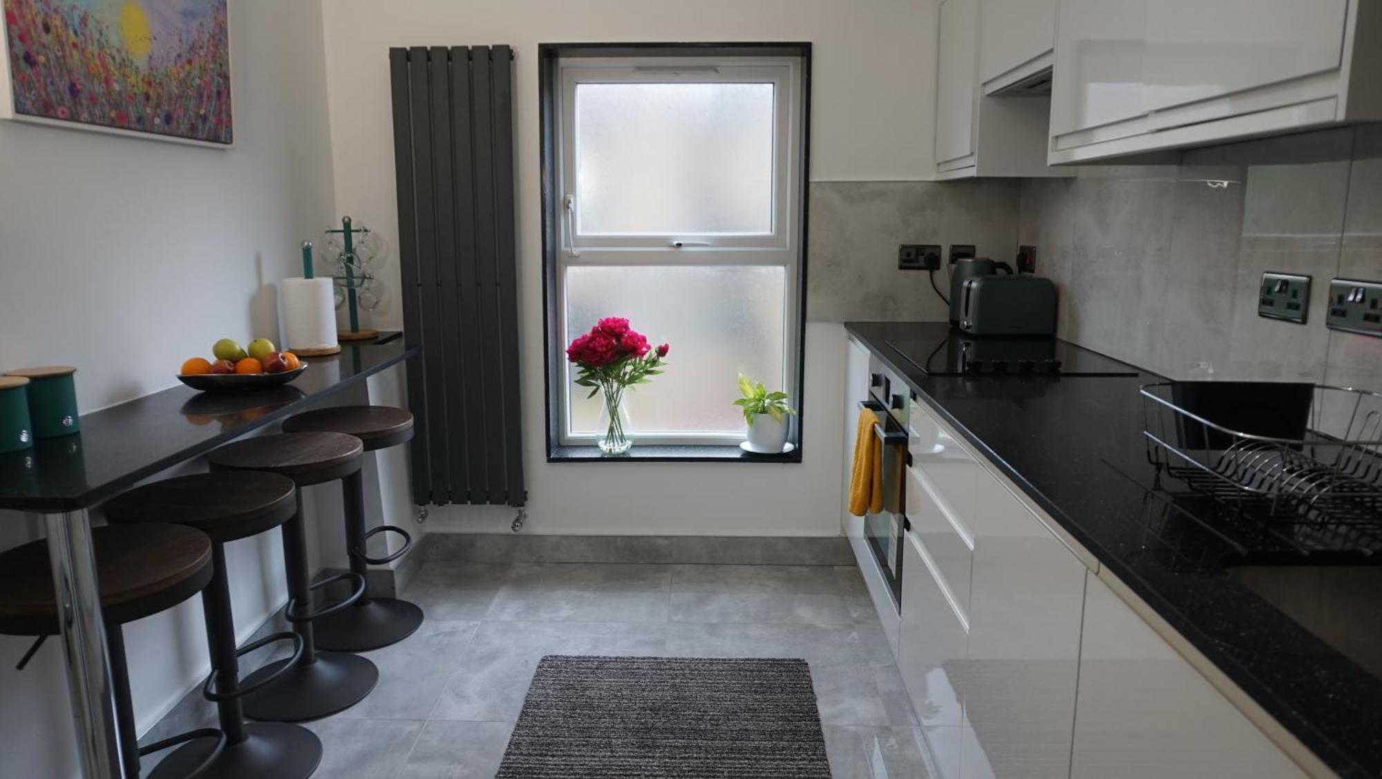 Beautiful London Home Sleeps 6, 2 Minutes To Metro Zewnętrze zdjęcie